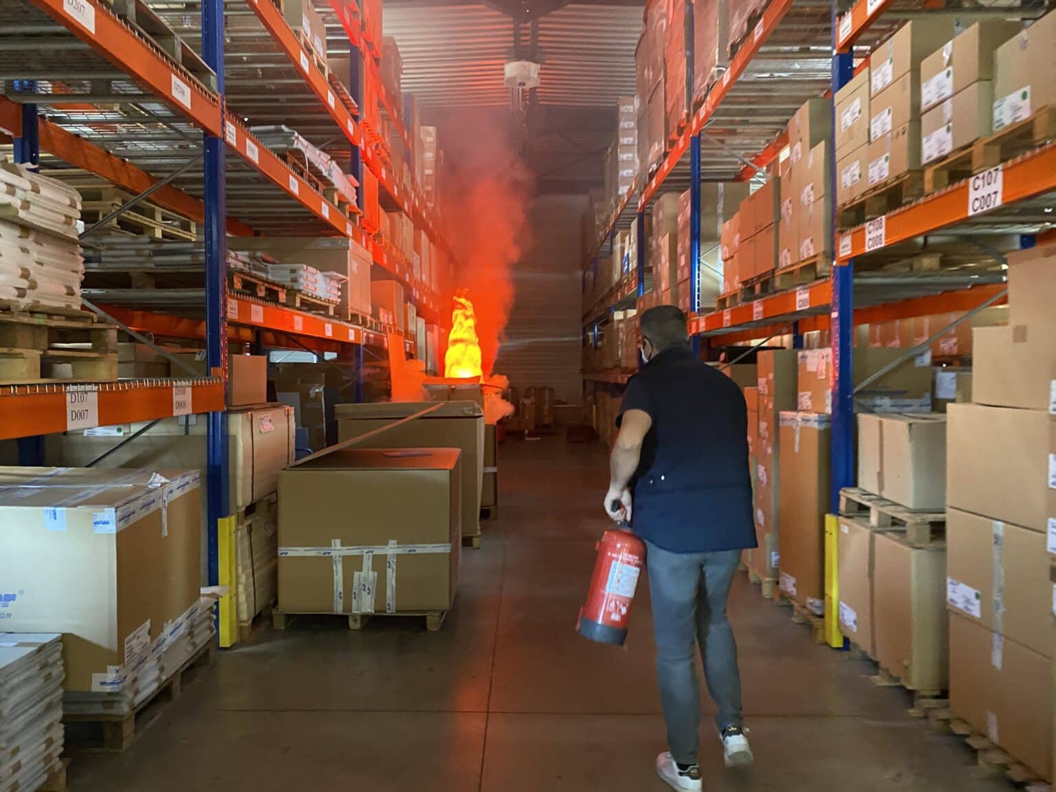 apprendre a evacuer avec une simulation incendie en entreprise