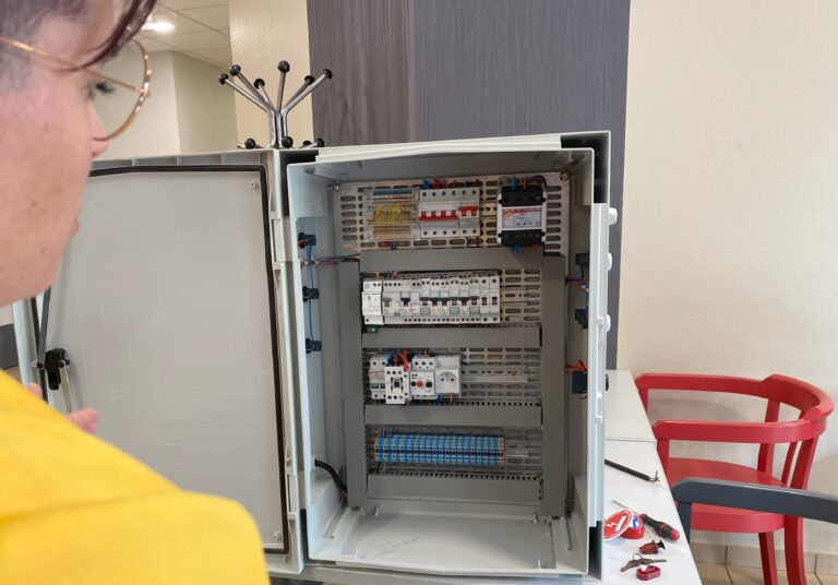 Habilitation électrique personnel non électricien H0 B0 H0V