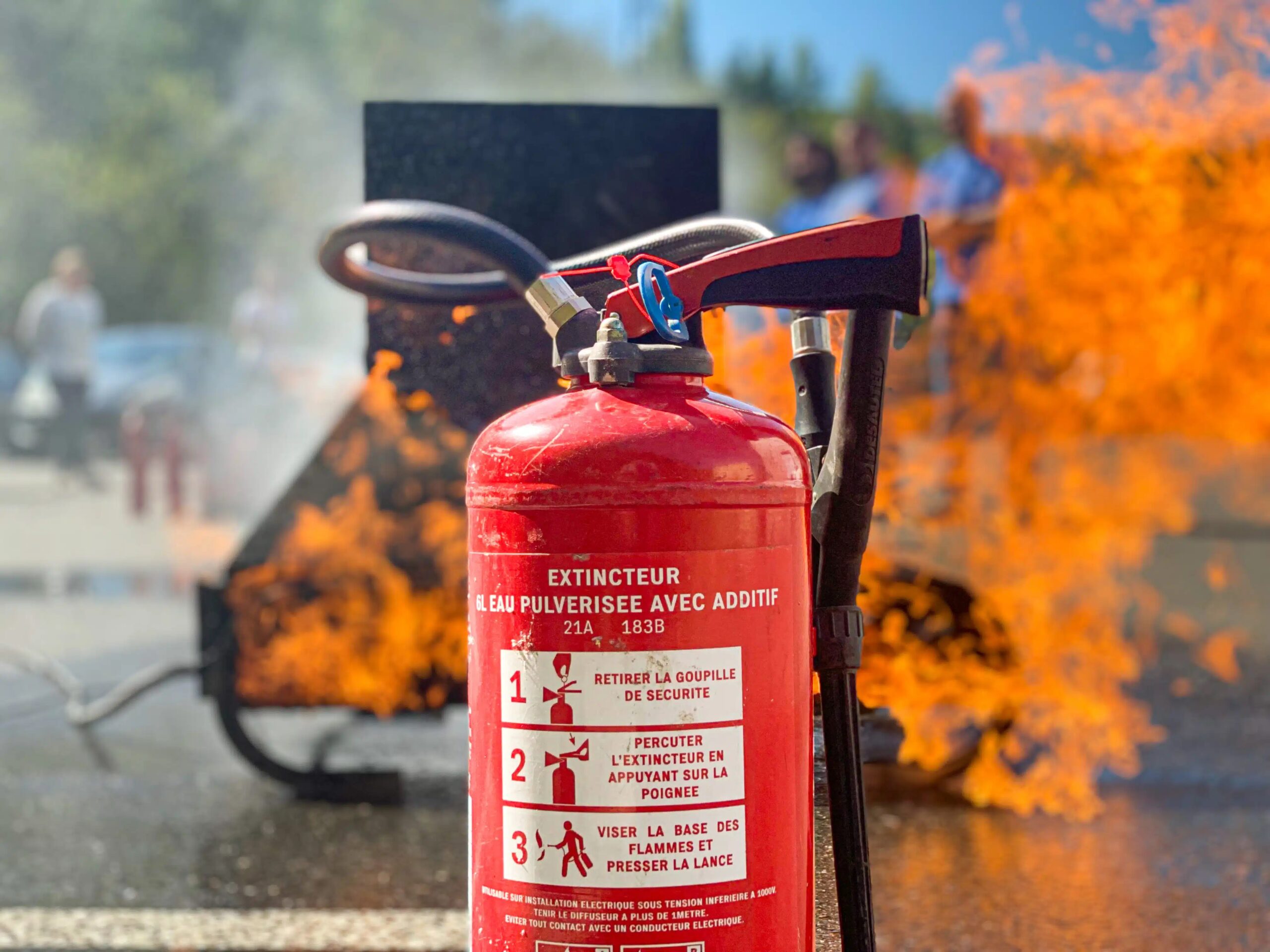 Formation incendie: formation manipulation des extincteurs et évacuation