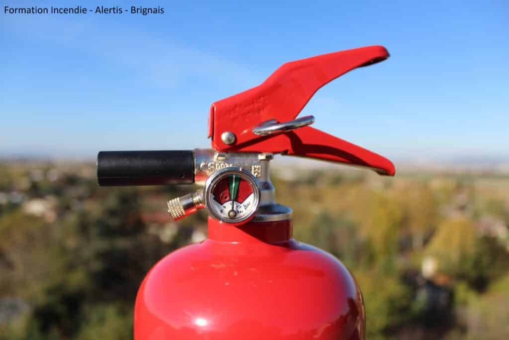 Formation incendie, manipulation des extincteurs, Alertis à Brignais