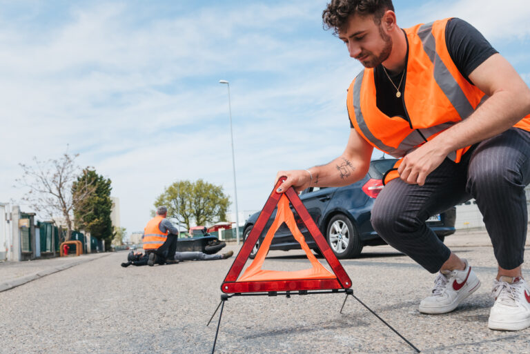Le triangle de présignalisation : Une signalisation d’urgence