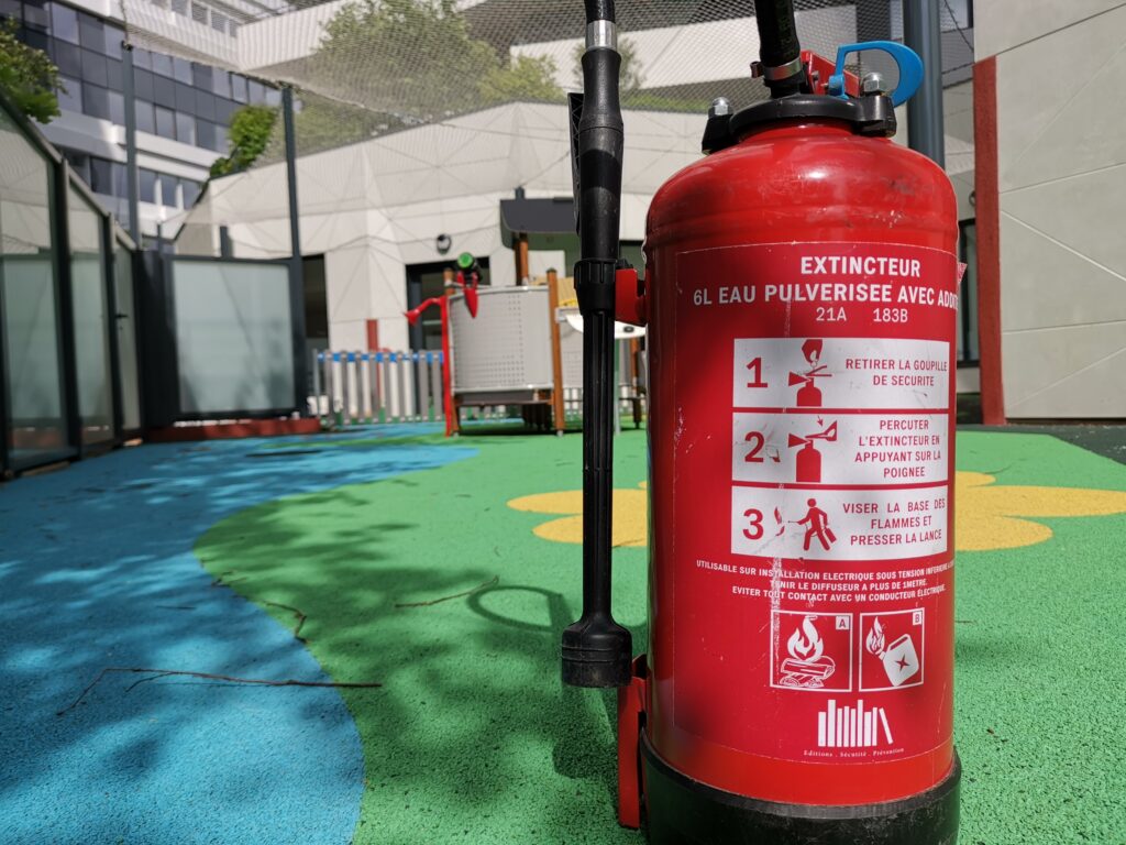 article R4227-29 du code du travail nombre d'extincteur à placer en entreprise