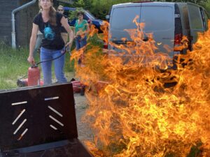 Safety day incendie manipulation extincteur Puy-en-Velay