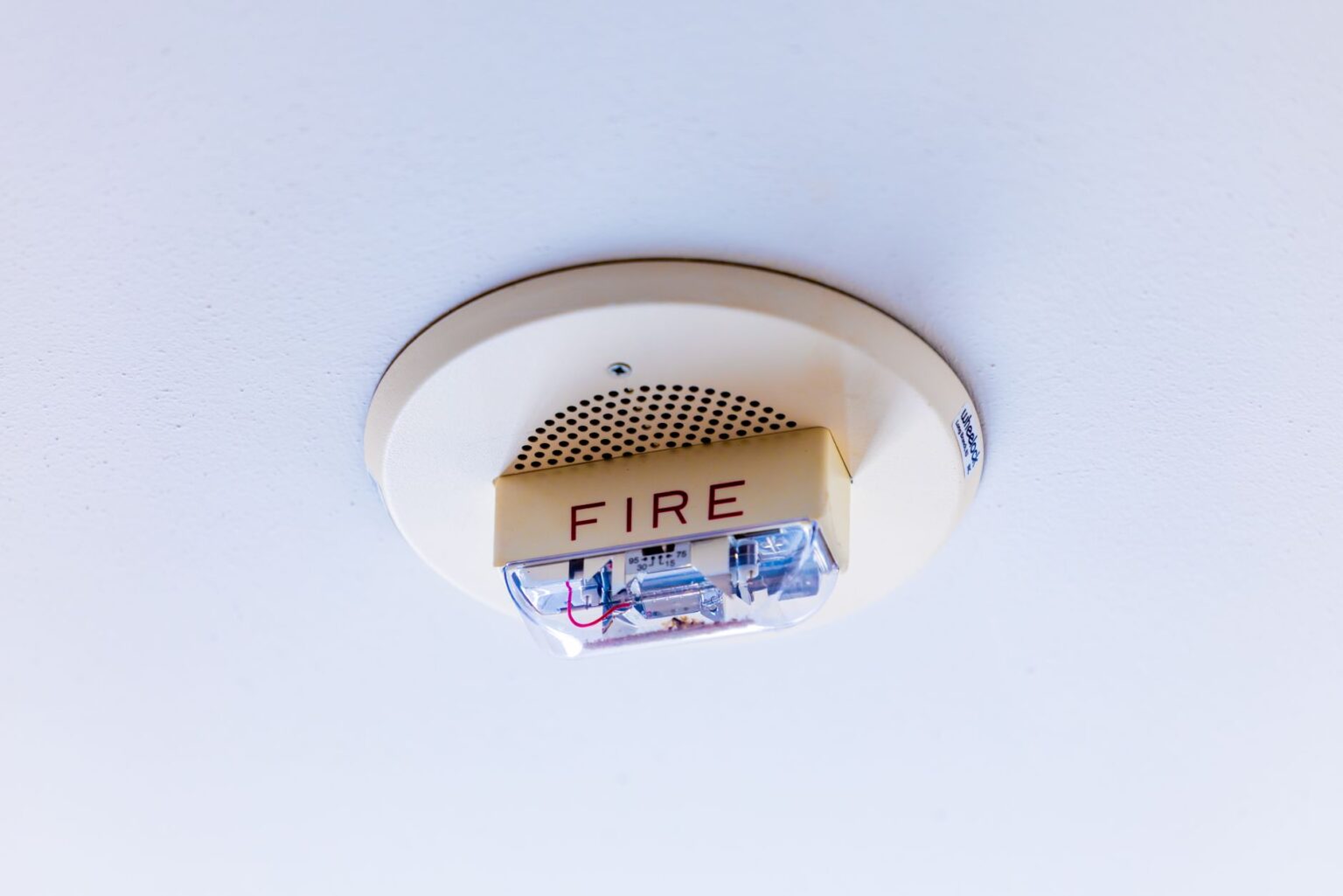 Détecteur de fumée au plafond