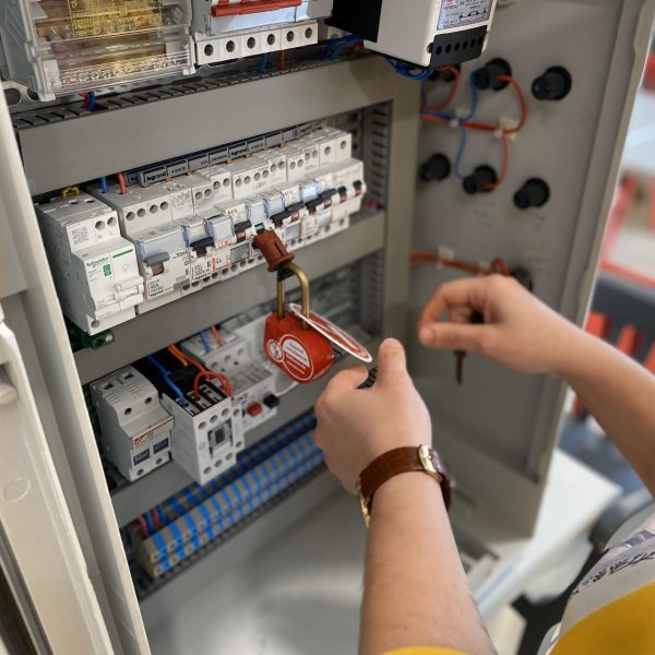 formation habilitation electrique b1 b2 br bc.jpg